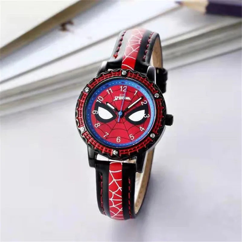 Montre Spiderman pour enfants — Aiguilles lumineuses, bracelet sport